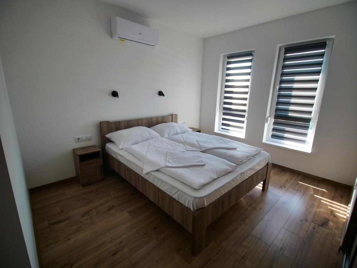 Zea Apartmanhaz Apartment Balatonfenyves Exterior photo